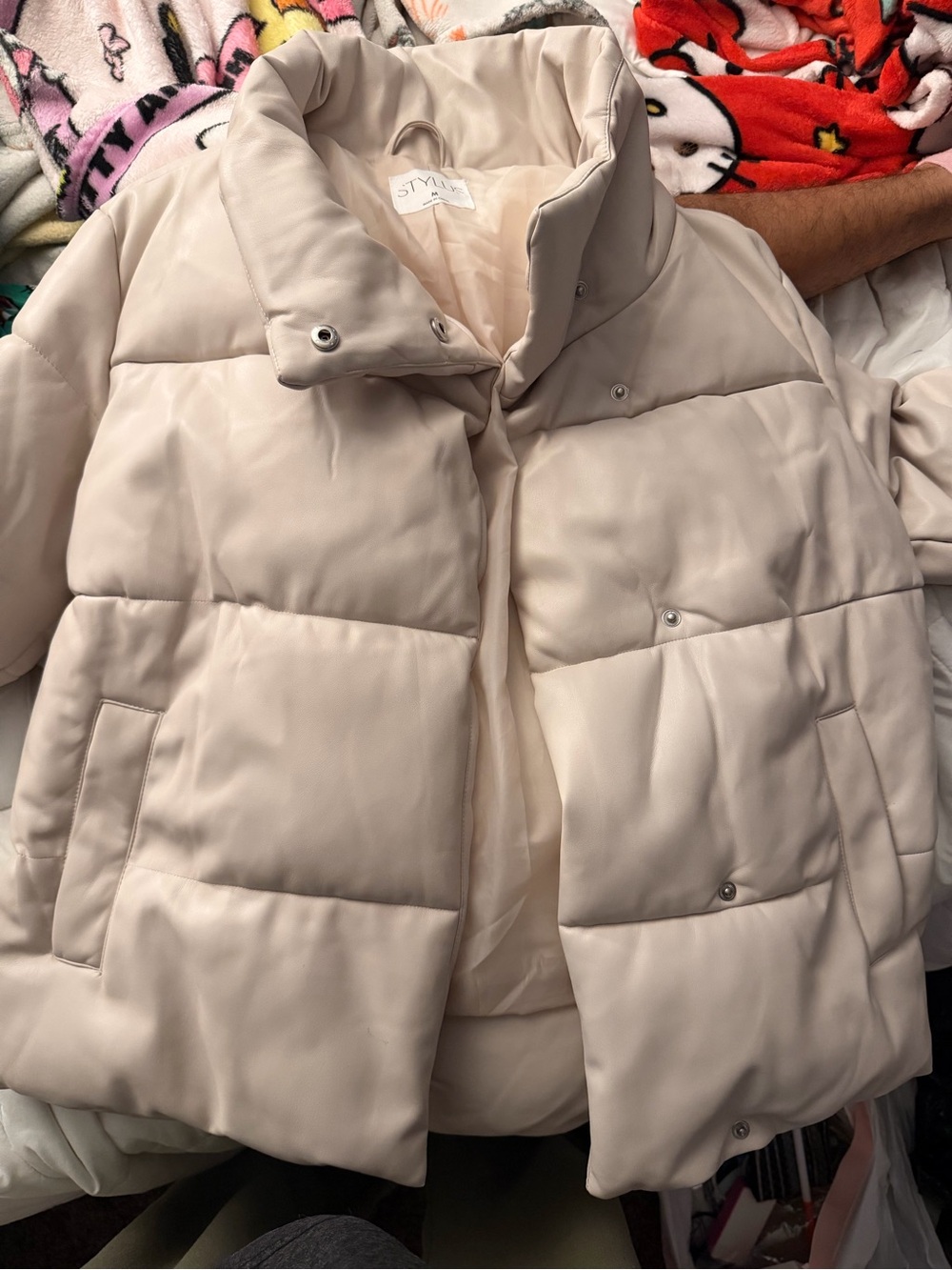 Women's Puffer Jacket in Light Beige